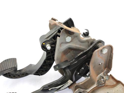 Pedal PEUGEOT 2008 I (CU_) 1.6 HDi | BP23753097I4  - Image 9