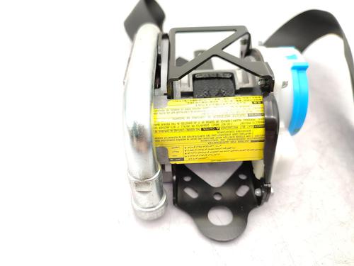 Used Front right seatbelt Front right seatbelt TOYOTA YARIS (_P13_) 1.4 D (NLP130_, NLP130) (90 hp) 23729382 23729382