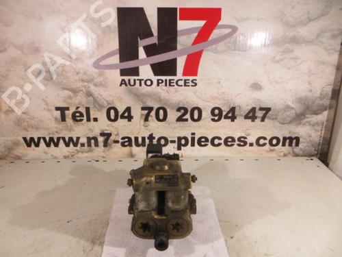 Used ABS pump ABS pump MERCEDES-BENZ 124 Saloon (W124) 230 E Cat (124.023) (132 hp) 23677275 23677275