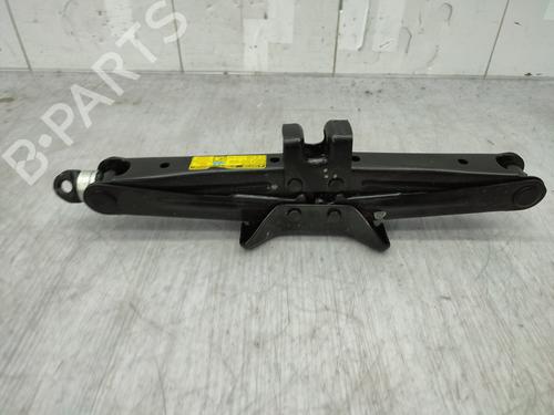 Used Jack Kit Jack Kit TOYOTA VERSO (_R2_) 1.6 (ZGR20_, ZGR20R) (132 hp) 27573528 27573528