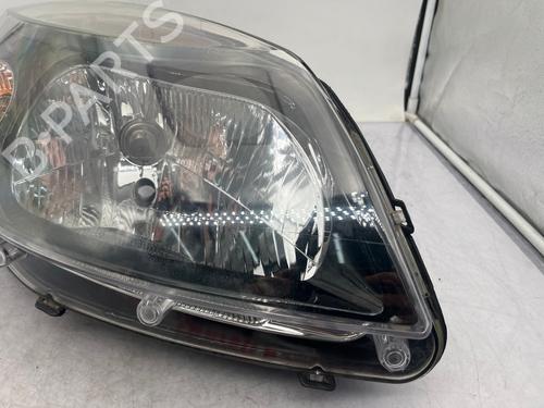 Right headlight DACIA SANDERO 1.5 dCi | BP35890703C29 - Image 9