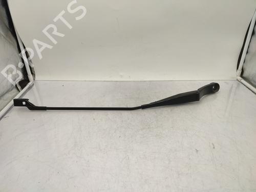 Used Front windshield wiper arm PEUGEOT 308 II (LB_, LP_, LW_, LH_, L3_) 1.5 BlueHDi 130 (131 hp) 25770795
