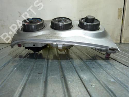 Used Climate control Climate control TOYOTA YARIS (_P9_) 1.4 D-4D (NLP90_, NLP90R) (90 hp) 23665876 23665876