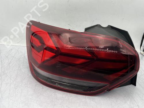 Farolim esquerdo DACIA SANDERO III 1.0 TCe 100 ECO-G (101 hp) 32272905