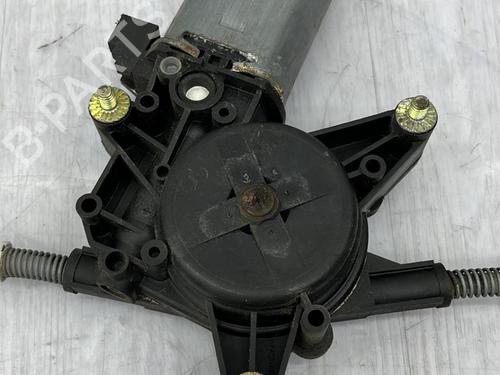 Used Front right window mechanism Front right window mechanism CITROËN ZX Break (N2) 1.9 D (68 hp) 23674734 23674734