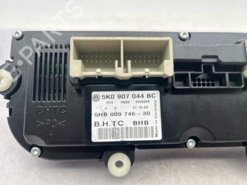 AC-Styringsenhed/Manøvreenhed AC-Styringsenhed/Manøvreenhed VW GOLF VI (5K1) 2.0 TDI (110 hp) 36901981 36901981