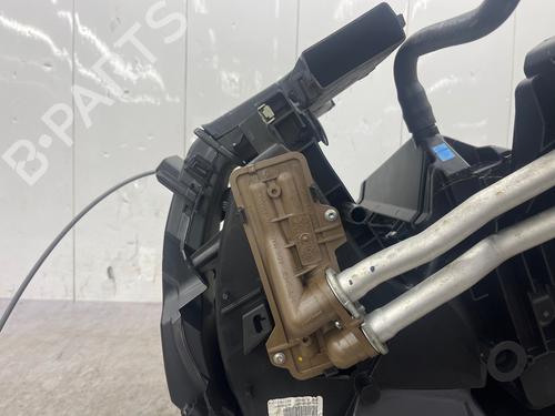 Heater matrix box RENAULT TRAFIC II Bus (JL) 2.0 dCi 90 (JL00, JL01, JL0H, JL0M, JL0P, JL0S) | BP34574537M61  - Image 13