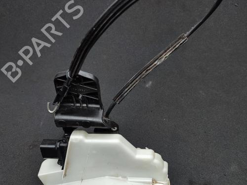 Venstre foran lås VW PASSAT B5.5 (3B3) 1.9 TDI (130 hp) 23679146