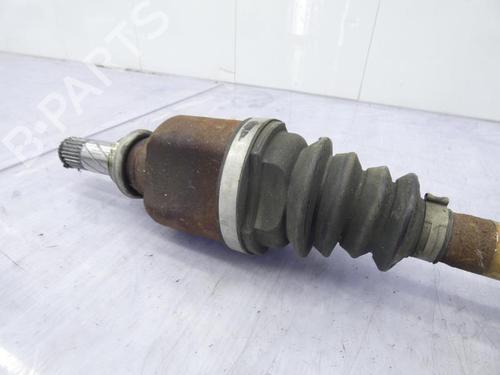 Used Left front driveshaft Left front driveshaft RENAULT CLIO III (BR0/1, CR0/1) 1.5 dCi (C/BR0G, C/BR1G) (68 hp) 23696229 23696229