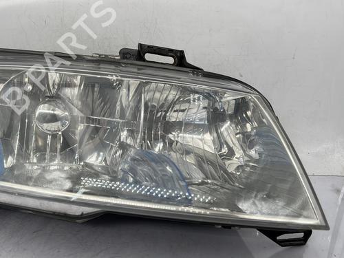 Used Right headlight Right headlight FIAT STILO (192_) 1.9 JTD (192_XF1A) (80 hp) 30144280 30144280