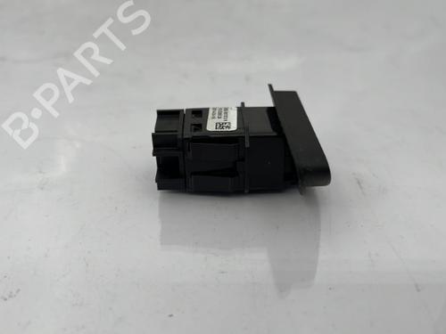 Used Warning switch Warning switch RENAULT CAPTUR I (J5_, H5_) 1.5 dCi 90 (J5N4, J5M5, J5MW, J5M6, J5AL, J5AJ) (90 hp) 23758828 23758828