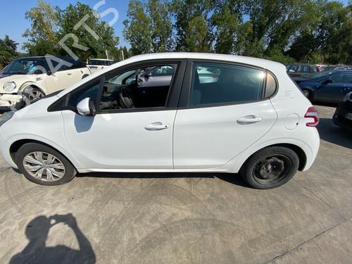 Used Left front door Left front door PEUGEOT 208 I (CA_, CC_) 1.0 VTi (68 hp) 38295236 38295236