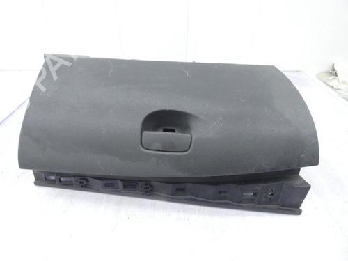 glove-box-renault-megane-iii-hatchback-bz01_-b3_-2008-23673078 main image