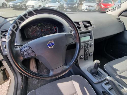 Dashboard VOLVO C30 (533) 1.6 D | BP23751910C46 - Image 60