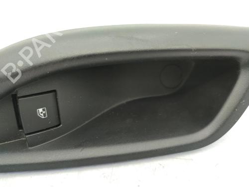 left-rear-window-switch-opel-astra-k-b16-2015-2016-2017-2018-2019-2020-2021-2022-23722804 main image