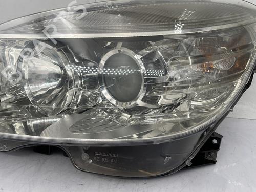 Left headlight MERCEDES-BENZ C-CLASS (W204) C 220 CDI (204.002) | BP30125624C28