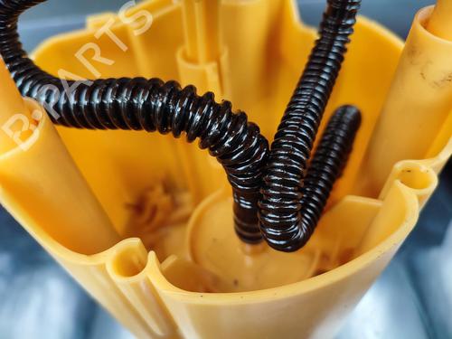 Used Fuel pump Fuel pump CITROËN C4 Coupe (LA_) 2.0 HDi (136 hp) 23721646 23721646