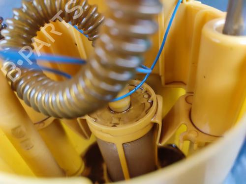 Used Fuel pump Fuel pump CITROËN C4 Picasso I MPV (UD_) 1.6 HDi (109 hp) 23731371 23731371