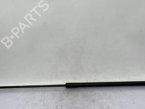 Used Hood lift support VW TOURAN (5T1) 1.6 TDI (110 hp) 23757810