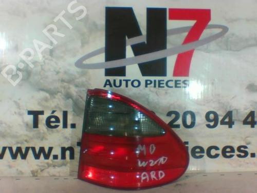 Used Right taillight MERCEDES-BENZ E-CLASS T-Model (S210) E 290 T Turbo-D (210.217) (129 hp) 23664976
