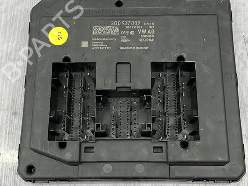 Used Electronic module Electronic module VW POLO VI (AW1, BZ1, AE1) 1.0 TSI (95 hp) 23704647 23704647