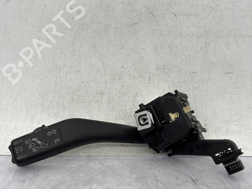 Used Switch VW GOLF VI (5K1) 1.6 TDI (105 hp) 30819481