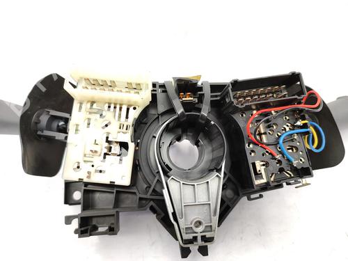 Used Steering column stalk Steering column stalk RENAULT CLIO II (BB_, CB_) 1.2 (BB0A, BB0F, BB10, BB1K, BB28, BB2D, BB2H, CB0A,... (58 hp) 23678327 23678327