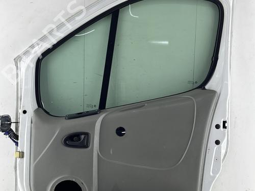 Right front door RENAULT TRAFIC II Van (FL) 1.9 dCi 80 (FL0B) | BP31975977C3 