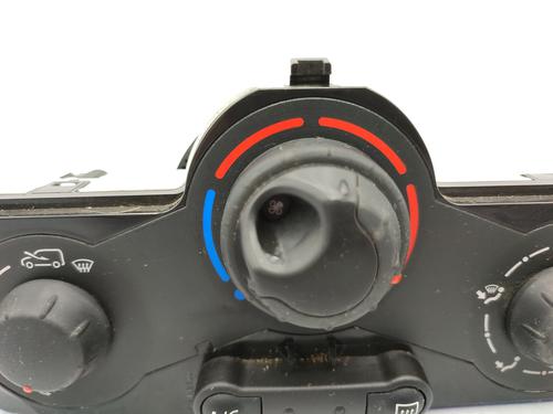 climate-control-renault-kangoo-express-fw01_-2008-23740341 main image