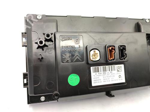 Used Display monitor Display monitor PEUGEOT 308 SW II (LC_, LJ_, LR_, LX_, L4_) 1.2 THP 130 (131 hp) 23739727 23739727