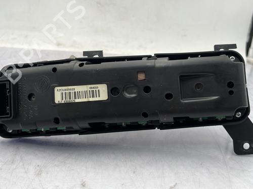 Used Display monitor Display monitor ALFA ROMEO 159 Sportwagon (939_) 1.9 JTDM 16V (939BXC1B, 939BXC12) (150 hp) 32478946 32478946