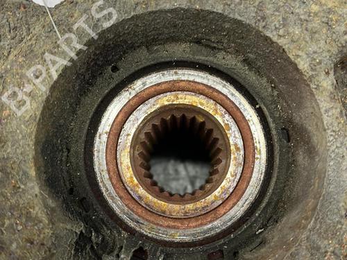 Used Left front steering knuckle Left front steering knuckle RENAULT MODUS / GRAND MODUS (F/JP0_) 1.5 dCi (FP0D, JP0D) (82 hp) 23672281 23672281