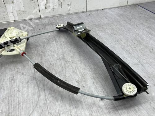 Rudehejsemekanisme Højre foran VW POLO V (6R1, 6C1) 1.2 TSI 16V | BP31112395C23 