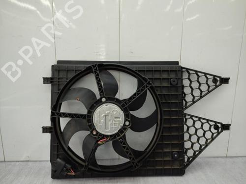 Used Radiator fan AUDI A1 Sportback (8XA, 8XF) 1.6 TDI (105 hp) 23738664