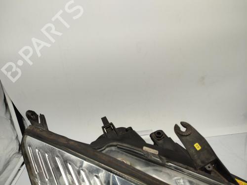 Right headlight FORD FOCUS I Saloon (DFW) 2.0 16V | BP23705193C29 
