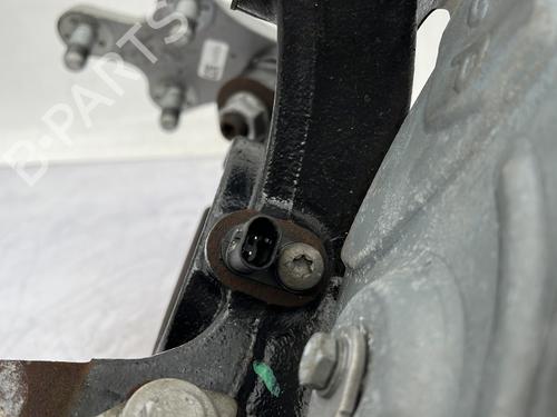 Left front steering knuckle PEUGEOT 3008 II SUV (MC_, MR_, MJ_, M4_) 1.5 BlueHDi 130 | BP26132133M25 