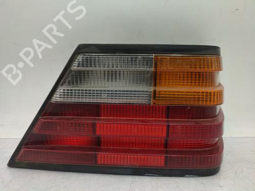 Used Right taillight MERCEDES-BENZ 124 Saloon (W124) 250 D (124.125) (94 hp) 29124436