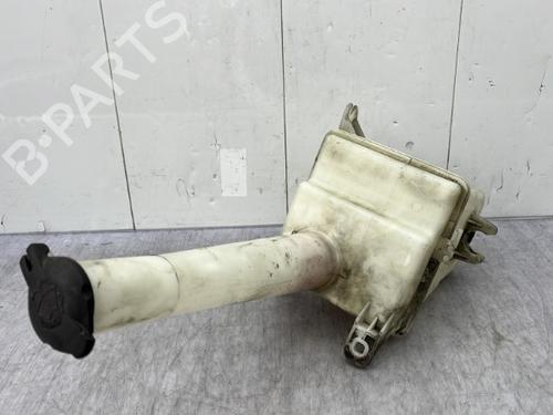 Windscreen washer tank HYUNDAI SANTA FÉ I (SM) 2.0 CRDi 4x4 | BP23756891C113 