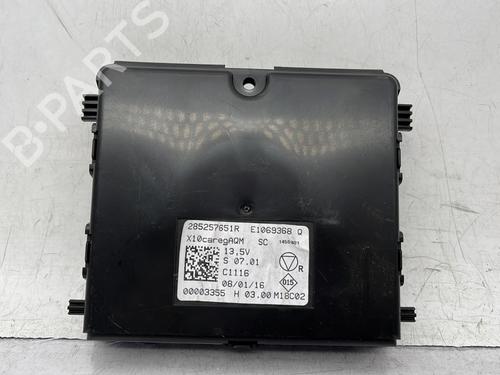 Used Control unit RENAULT ZOE (BFM_) ZOE (92 hp) 24363974
