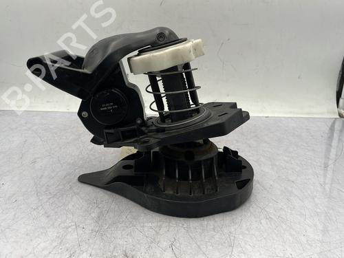 Ander RENAULT CLIO III (BR0/1, CR0/1) 1.5 dCi (BR17, CR17) (86 hp) 29748492