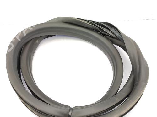 Used Rubber door seal RENAULT CLIO V (B7_) 1.0 TCe 90 (B7MT) (91 hp) 23757496