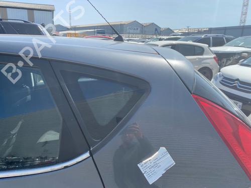 Used Rear left door window Rear left door window 37636826 37636826