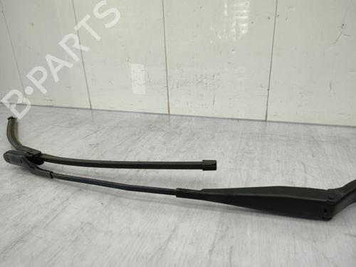 Front windshield wiper arm PEUGEOT 208 I (CA_, CC_) 1.2 VTI 82 | BP23720744C143 
