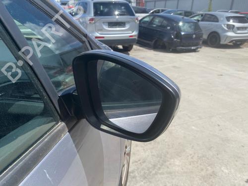 Rétroviseur droit Rétroviseur droit PEUGEOT 208 I (CA_, CC_) 1.2 PureTech 82 (82 hp) 36439960 36439960