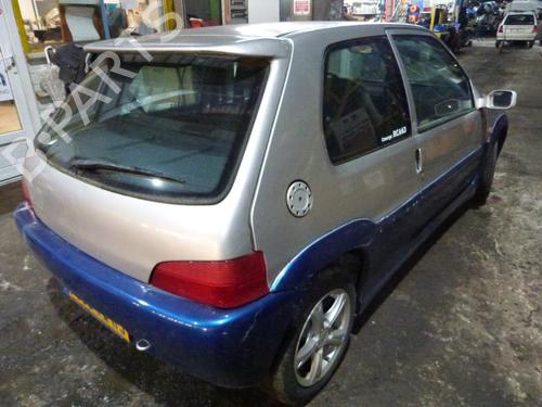 Headlight switch PEUGEOT 106 II (1A_, 1C_) 1.1 i | BP23668375I24 