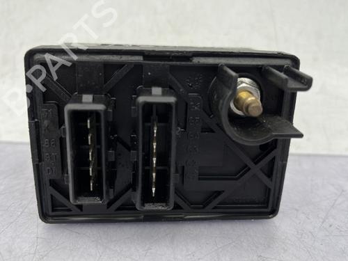 Used Electronic module Electronic module ALFA ROMEO 147 (937_) 1.9 JTDM 8V (937.AXD1A, 937.AXU1A, 937.BXU1A) (120 hp) 23757949 23757949