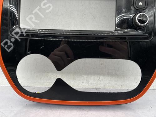 electronic-module-renault-captur-i-j5_-h5_-2013-30112798 main image