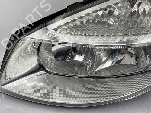Left headlight RENAULT SCÉNIC II (JM0/1_) 1.9 dCi (JM0G, JM12, JM1G, JM2C) | BP30147913C28 