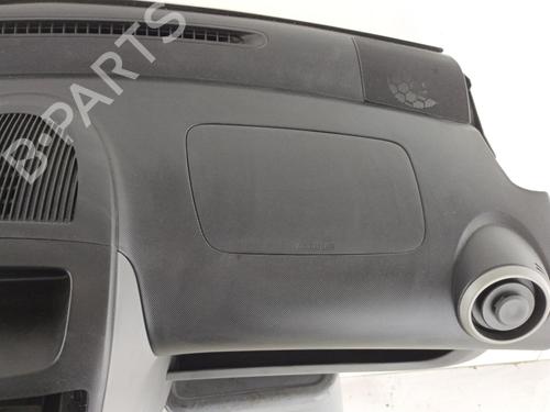 Dashboard PEUGEOT 107 (PM_, PN_) 1.4 HDi | BP23731257C46 