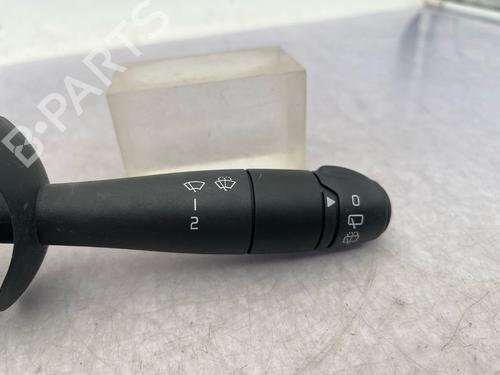 Licht + Raw Schakelaar Licht + Raw Schakelaar RENAULT TWINGO II (CN0_) 1.2 16V (CN04, CN0B) (75 hp) 37189505 37189505